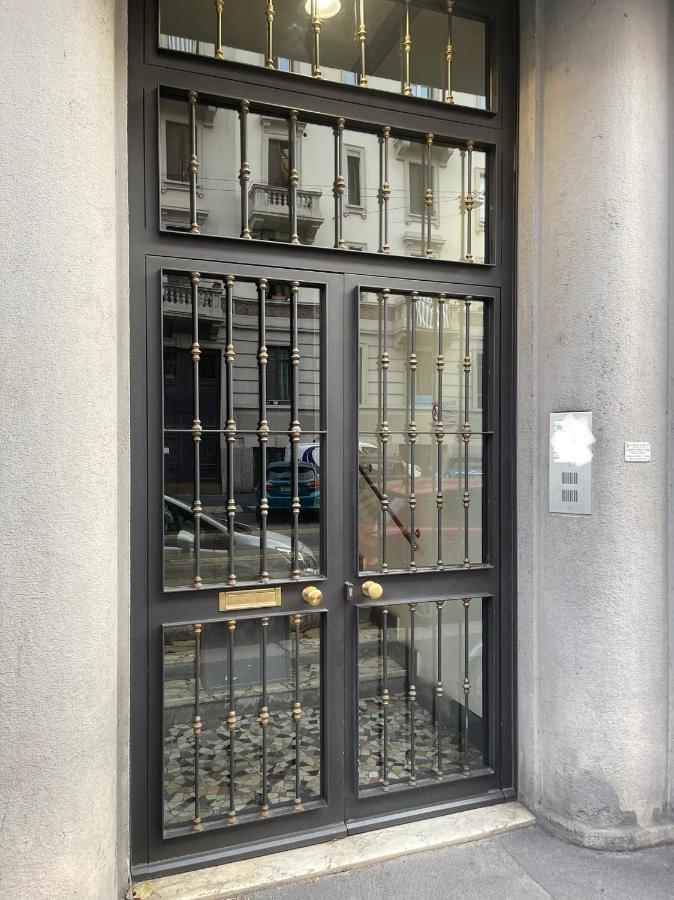 Ampio Bilocale Zona Navigli Apartment Milan Exterior photo